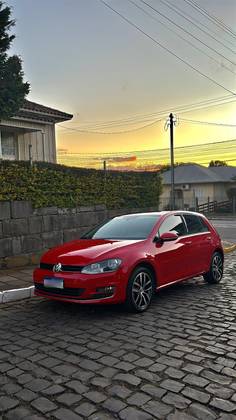 VOLKSWAGEN GOLF 1.4 TSI HIGHLINE 16V TOTAL FLEX 4P TIPTRONIC VOLKSWAGEN GOLF 1.4 TSI HIGHLINE 16V TOTAL FLEX 4P TIPTRONIC